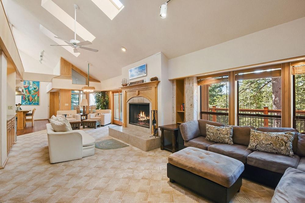 صن سيت لودج