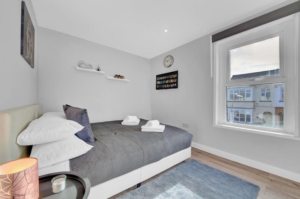 لافيلي 1 بد ستوديو إن ويست درايتون غرفة