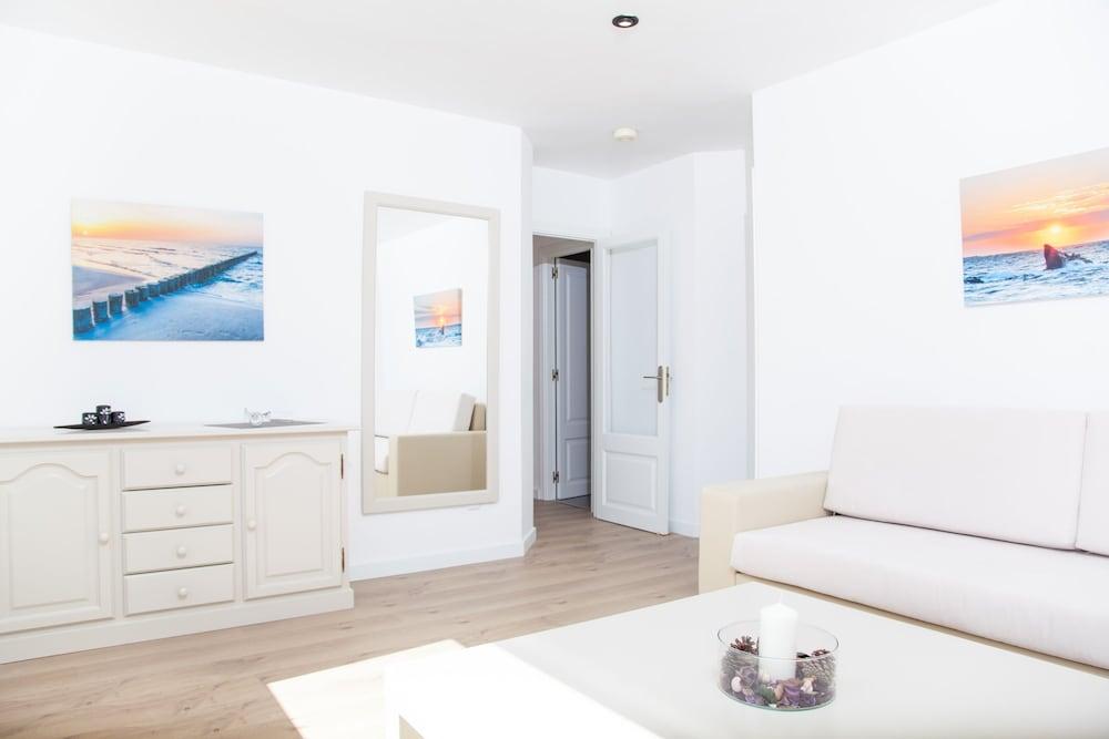Sun Of The Bay 3 B3 - A3 Room