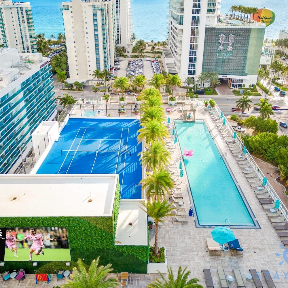 Luxury 3 Br Front Intercostal View Amazing Pools Room