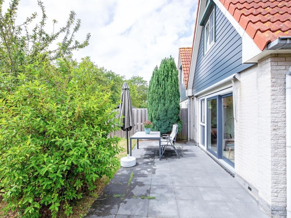 كوزي آند جرين تيكسل إيسكايب فور تو المنطقة الخارجية