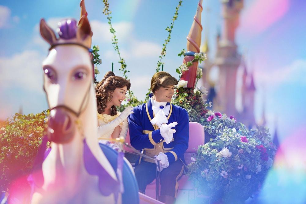 ديزني سيكوويا لودج (يشمل دخول البارك) المنطقة الخارجية