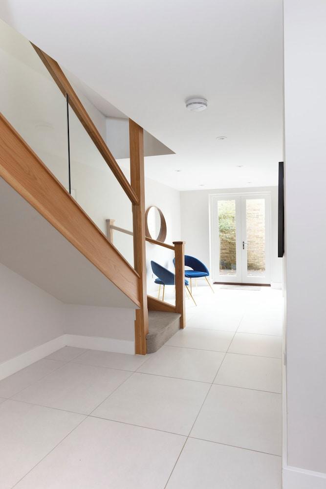 فابولوس سنترال ويندسور تاون هاوس الفندق من الداخل