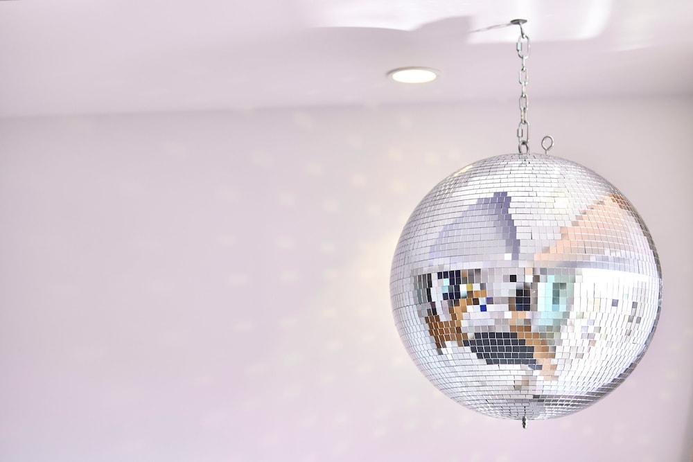 يونيفيرسال هوتل نيبتونو - لبالغيس فنل تفاصيل الفندق من الداخل