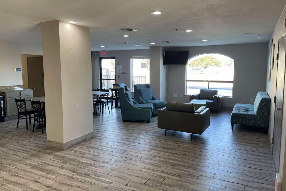 دايز إن باي ويندام دالاس غارلاند ويست الردهة