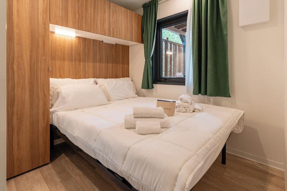 كلوب ديل سولي فال دي فييم ي غرفة