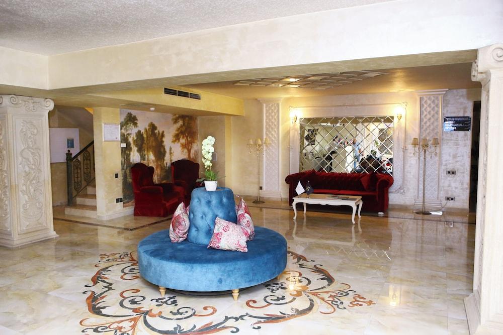 ديلاكس هوتل جانجا قاعة الاستقبال