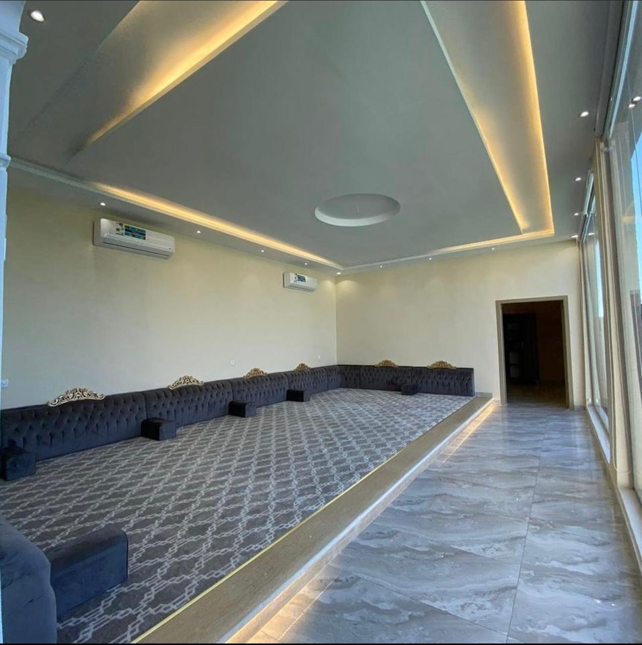 Elegant Chalet with Pool | 3262 Indoor majlis