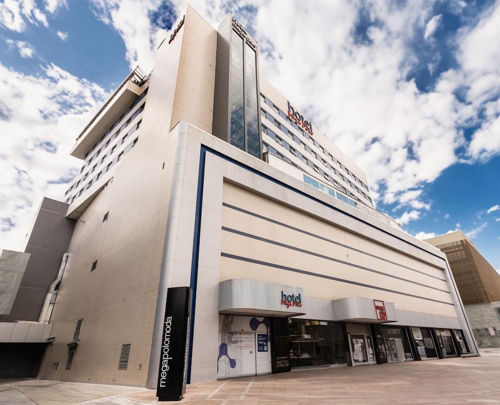 هوتل ميجا بولو