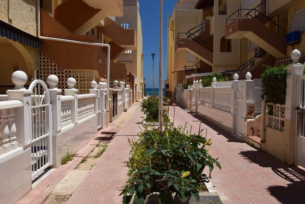 034 ريترو بيتش هاوس - أليكانتي ريال إيستايتي المنطقة المحيطة بالمنشأة