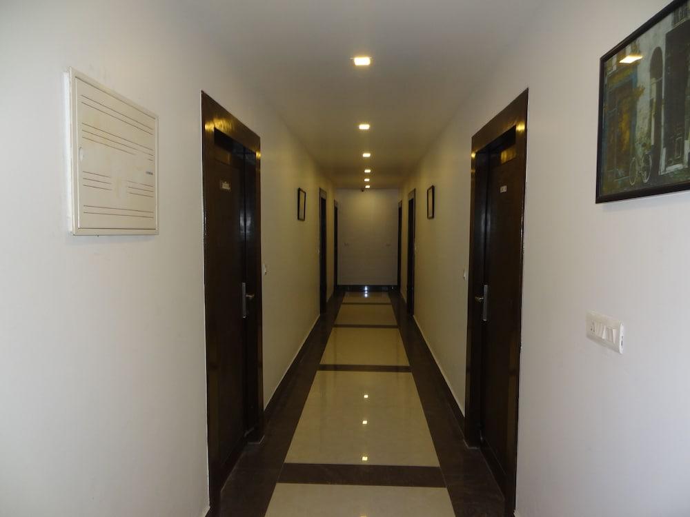 كاماكشي ريزيدنسي باي رويال كوليكشن الردهة