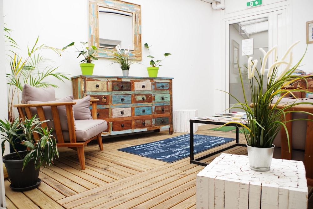 أبارت هوتل بيرل دو ريه الردهة