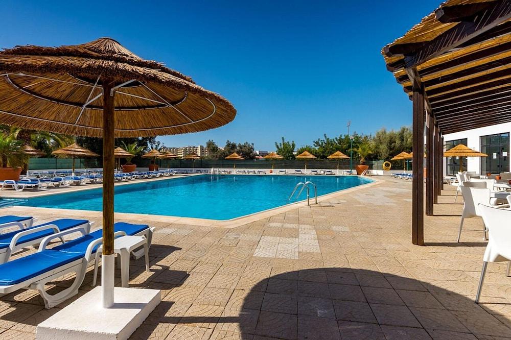 بينتهاوس ألبوفييرا حمام سباحة مكشوف