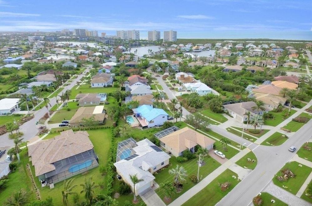 هيرناندو سي تي. 670 بيوتيفول بول هوم كلوس تو ذا بيتش! 4 بد روم هوم منظر من الجو