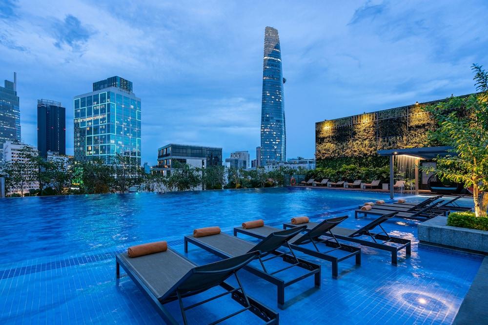 فوجن أوريجينال سايجون سنتر حمام سباحة مكشوف