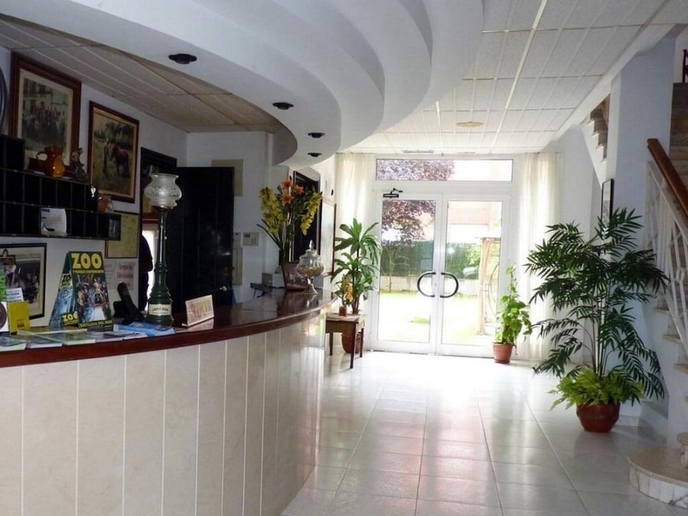 هوتل بلايا دو ميرون الردهة