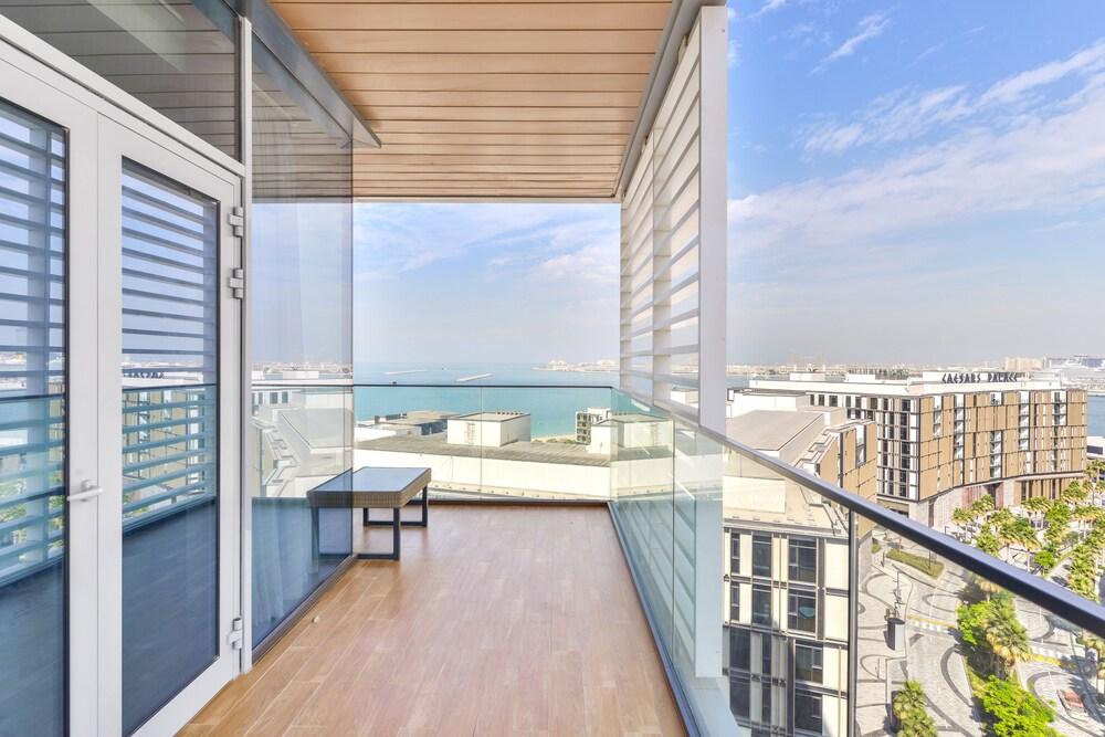 وحدة فاخرة بثلاث غرف نوم، وغرفة للخدم في بلو ووترز تفاصيل الفندق من الخارج