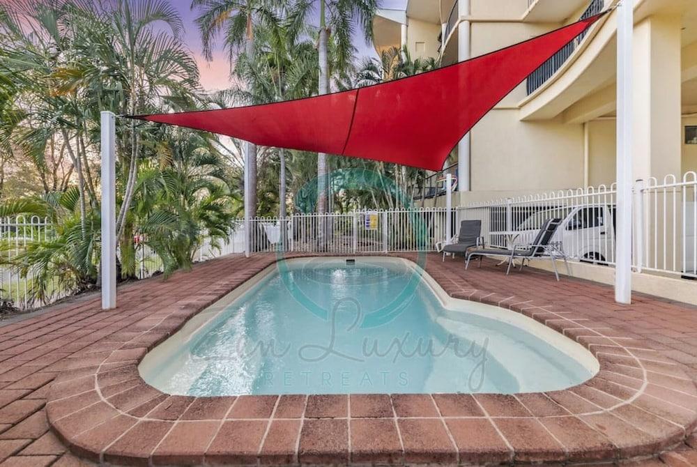 ZEN FORESHORE - 2 Bedroom Apt with Pool Indoor Pool