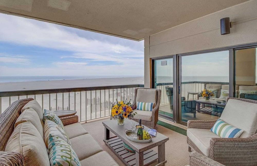 1102 أوشن كلوب أفانتستاي أوشنفرونت شيرد بول، سبا أوشن فيوز داخلي