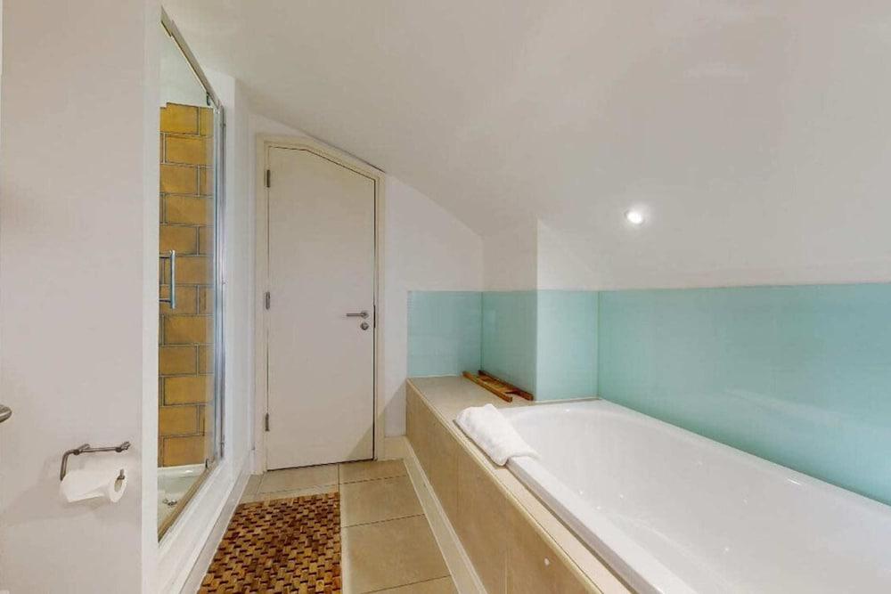 شورت ليت - بنتهاوس أبارتمنت ويذ ويست فاسينج تيراس غرفة