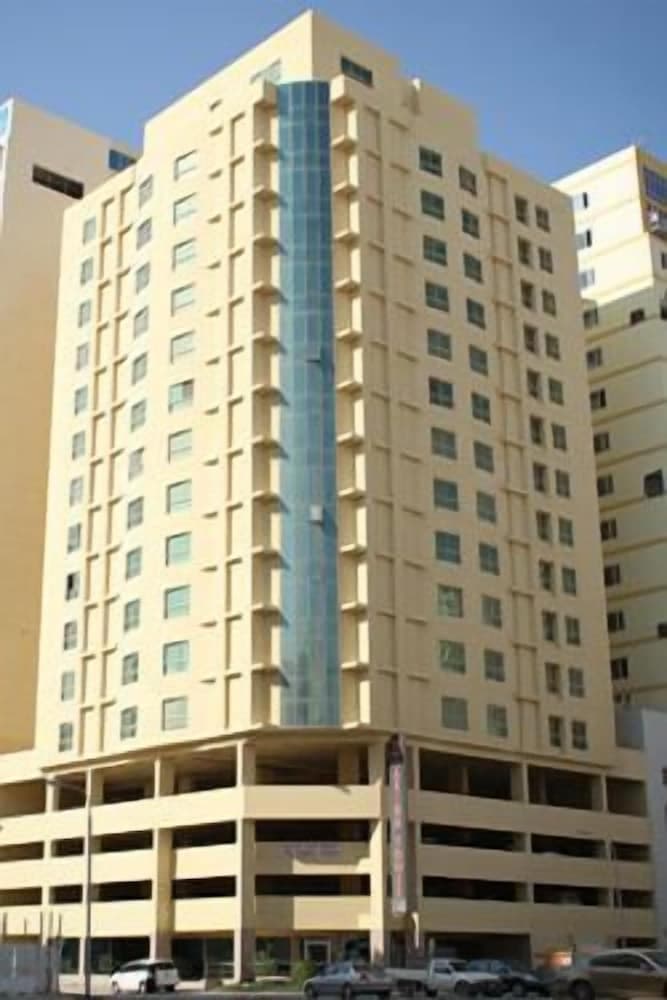برج مارينا الجفير الصورة الأساسية