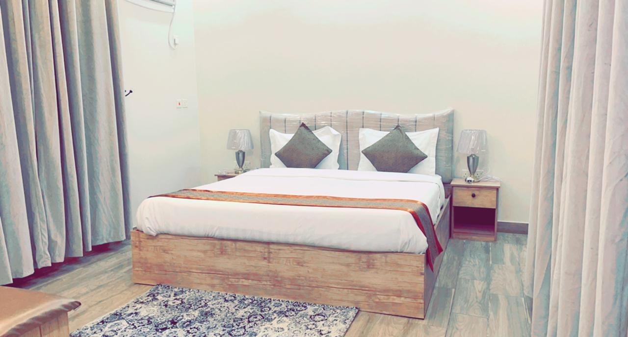 Amazing Chalet with Pool | 2317 Bedroom