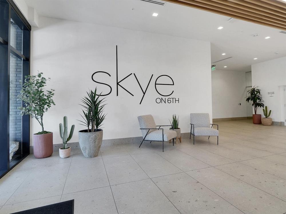 جلوبال لاكشري سويتس آت داون تاون فينيكس منطقة الاستقبال