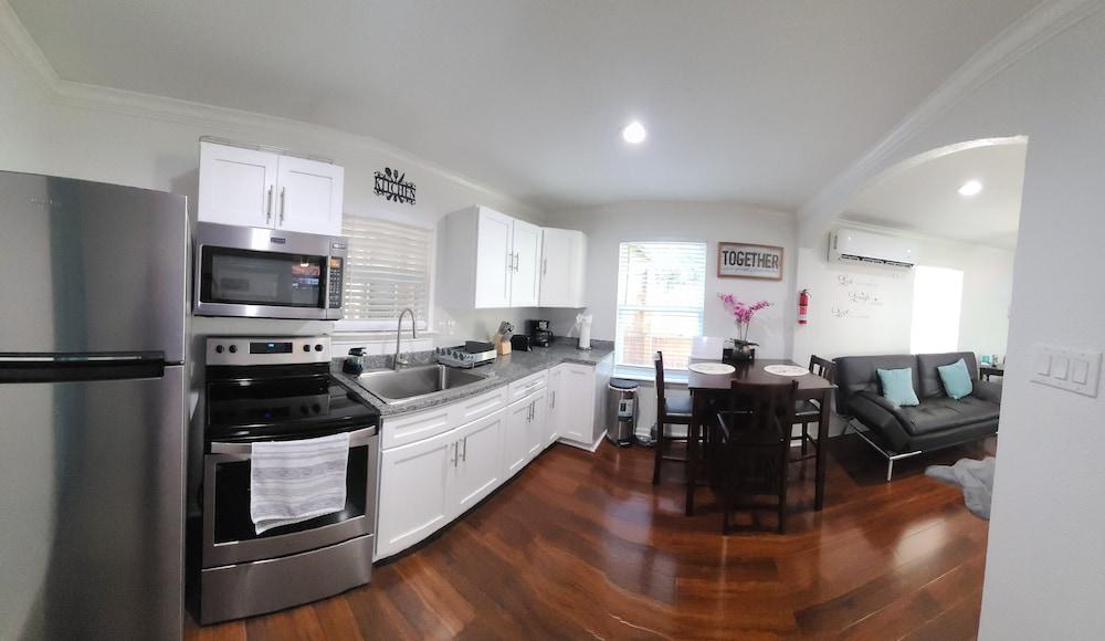 لا كاسيتا 5 مينتس تو داون تونريفار سا مطبخ خاص