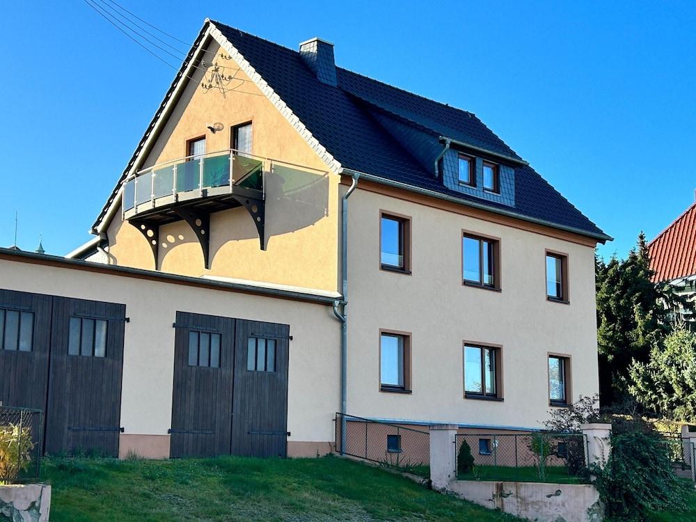 Apartment in Stolpen With Garden Exterior
