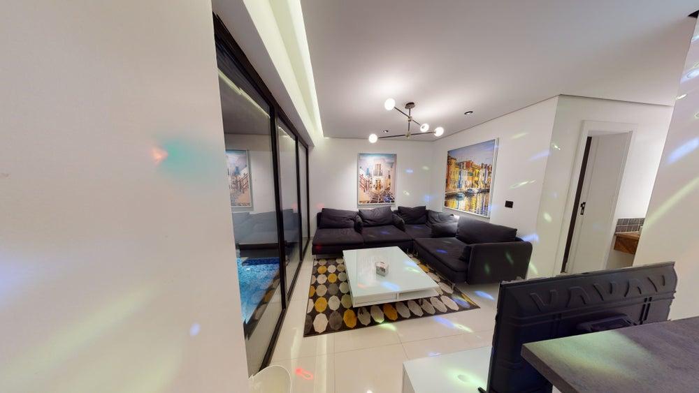 Attractive Chalet with Comfortable and Simple Furniture | 1354