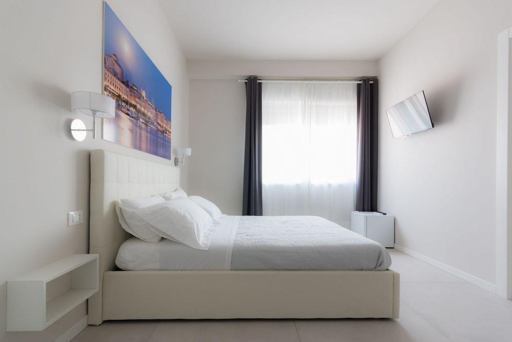 فوتورووم بي آند بي غرفة