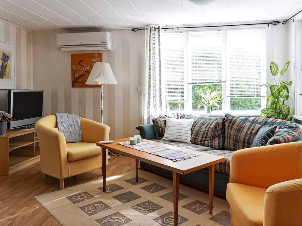 6 بيرسون هوليداي هوم إنٕيودي داخلي