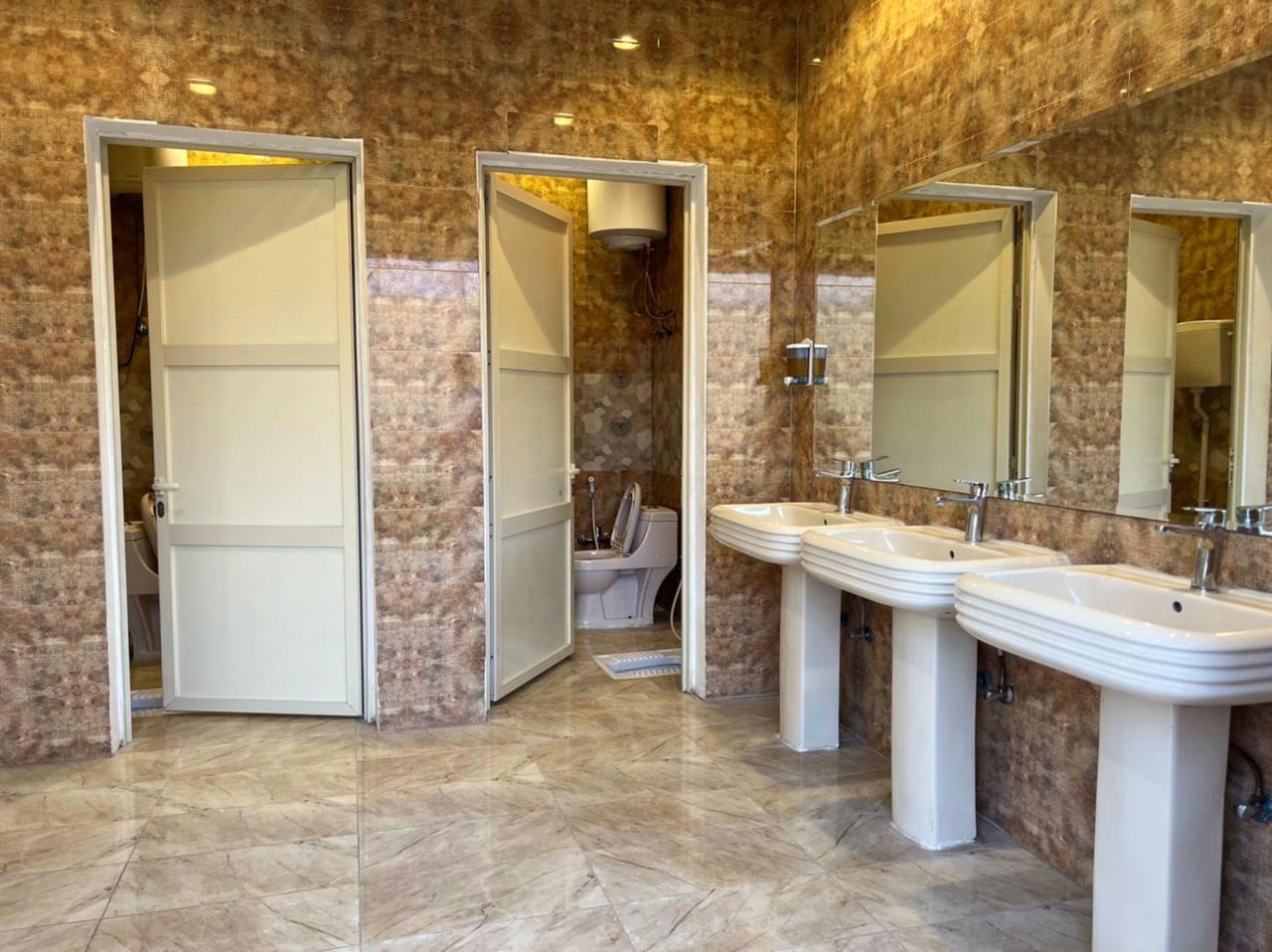 Comfy Istiraha with Comfortable and Simple Furniture | 4610 Bathroom