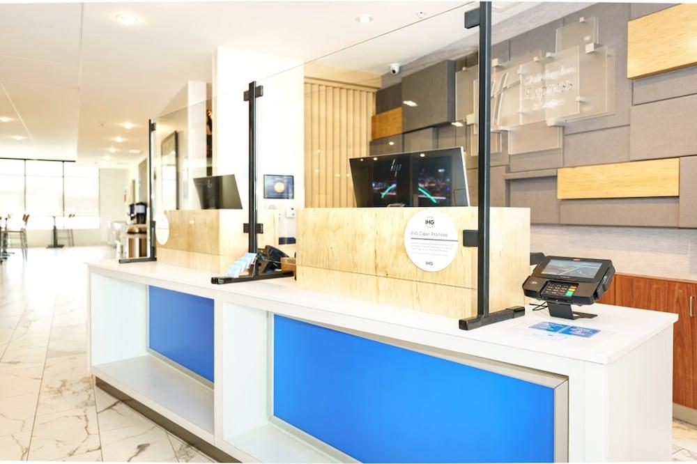 هوليداي إن إكسبرس آند سويتس فرانكلين - بيري فارمز باي آيتش جي منطقة الاستقبال