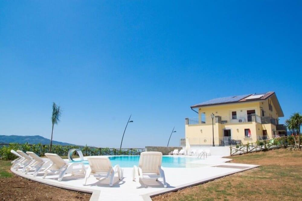 آغريتوريسمو لواسي