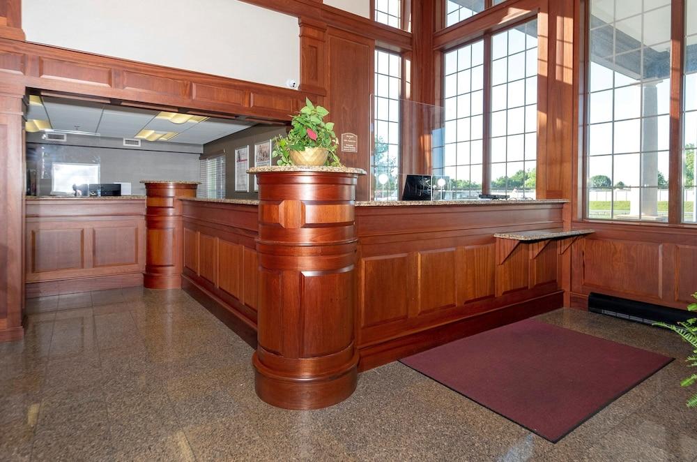 رد روف إن آند سويتس ويلمينجتن - نيو كاسل منطقة الاستقبال