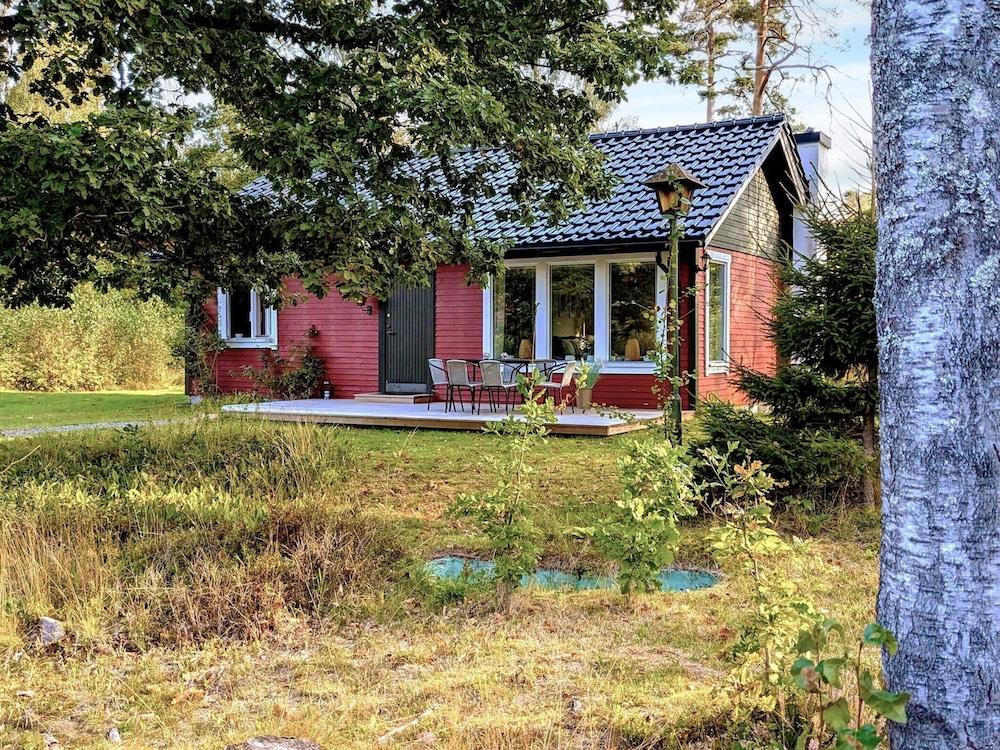 6 بيرسون هوليداي هوم ويذ جاردن باي تراوم المنطقة الخارجية