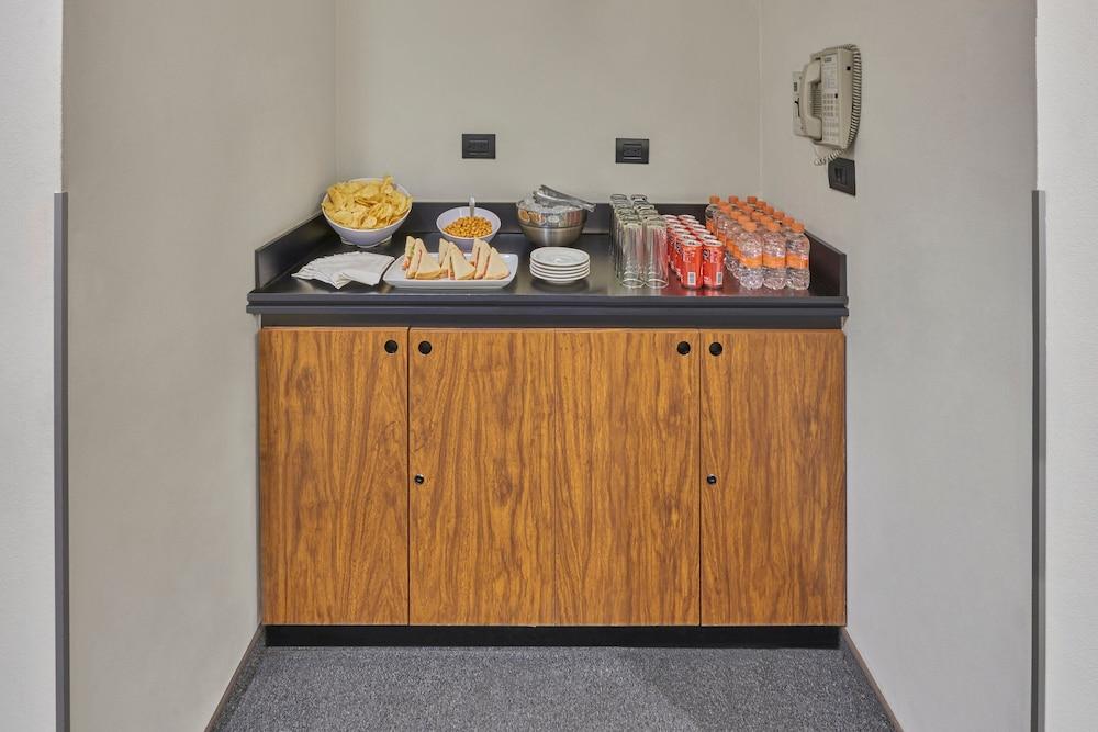 سيتي إكسبريس من ماريوت - إيرابواتو نورتي قاعة الاستقبال