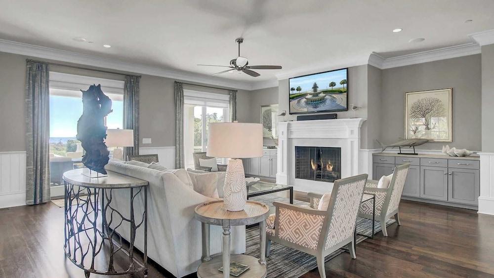 3100 بالم بولوفارد باي أفانتستاي بيتش فرونت، أوشن فيوز، برايفت بول داخلي