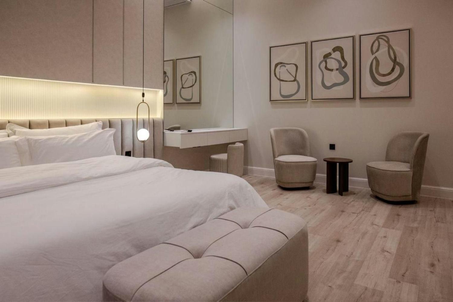 Comfy Chalet with Comfortable and Simple Furniture | 4821 Bedroom