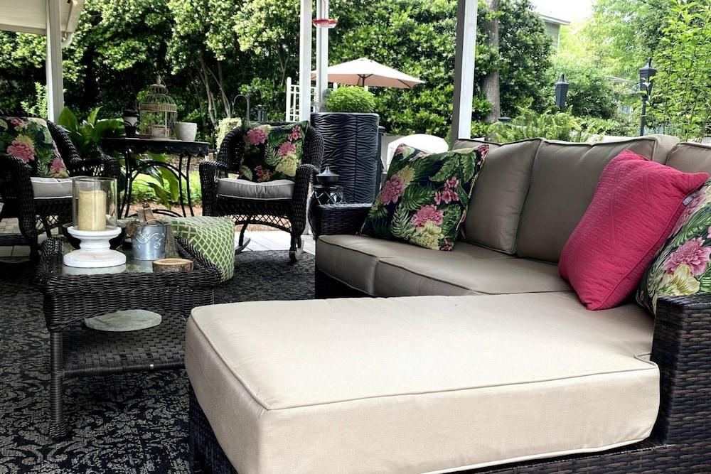 إليجانت كروفتون رانش