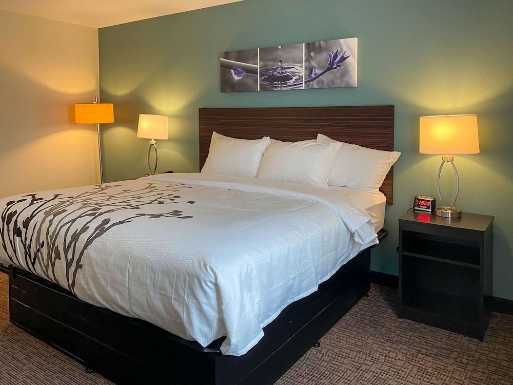 سلييب إن آند سويتس - كوليسيم أريا غرفة