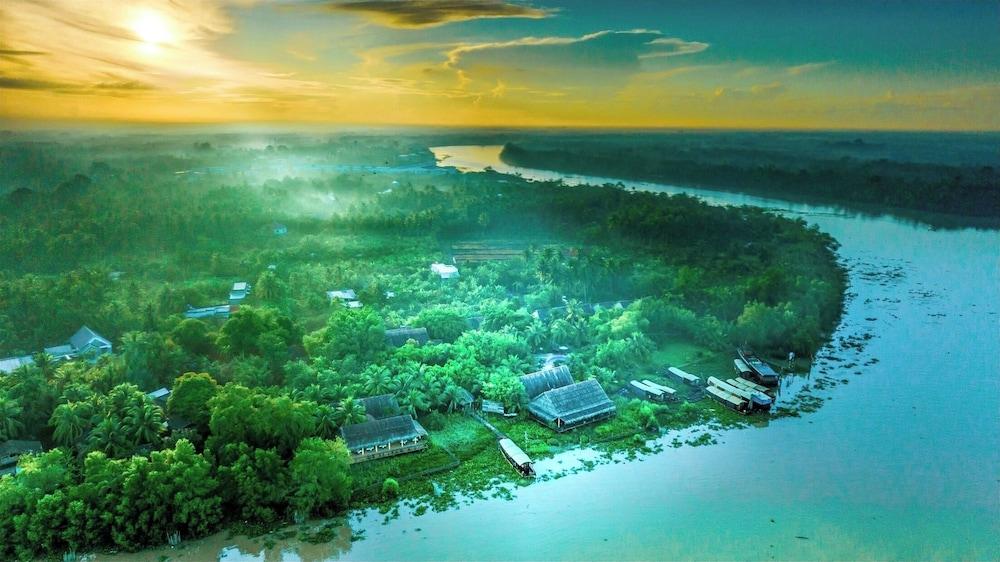 Mango Home Riverside Aerial View