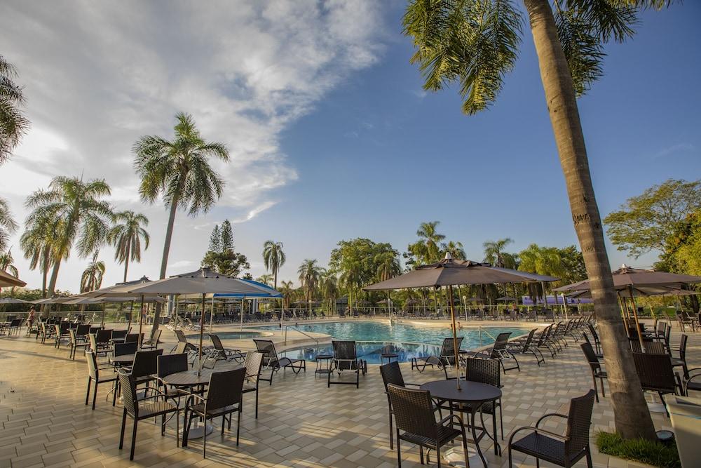 منتجع ومركز مؤتمرات جراند كاريما