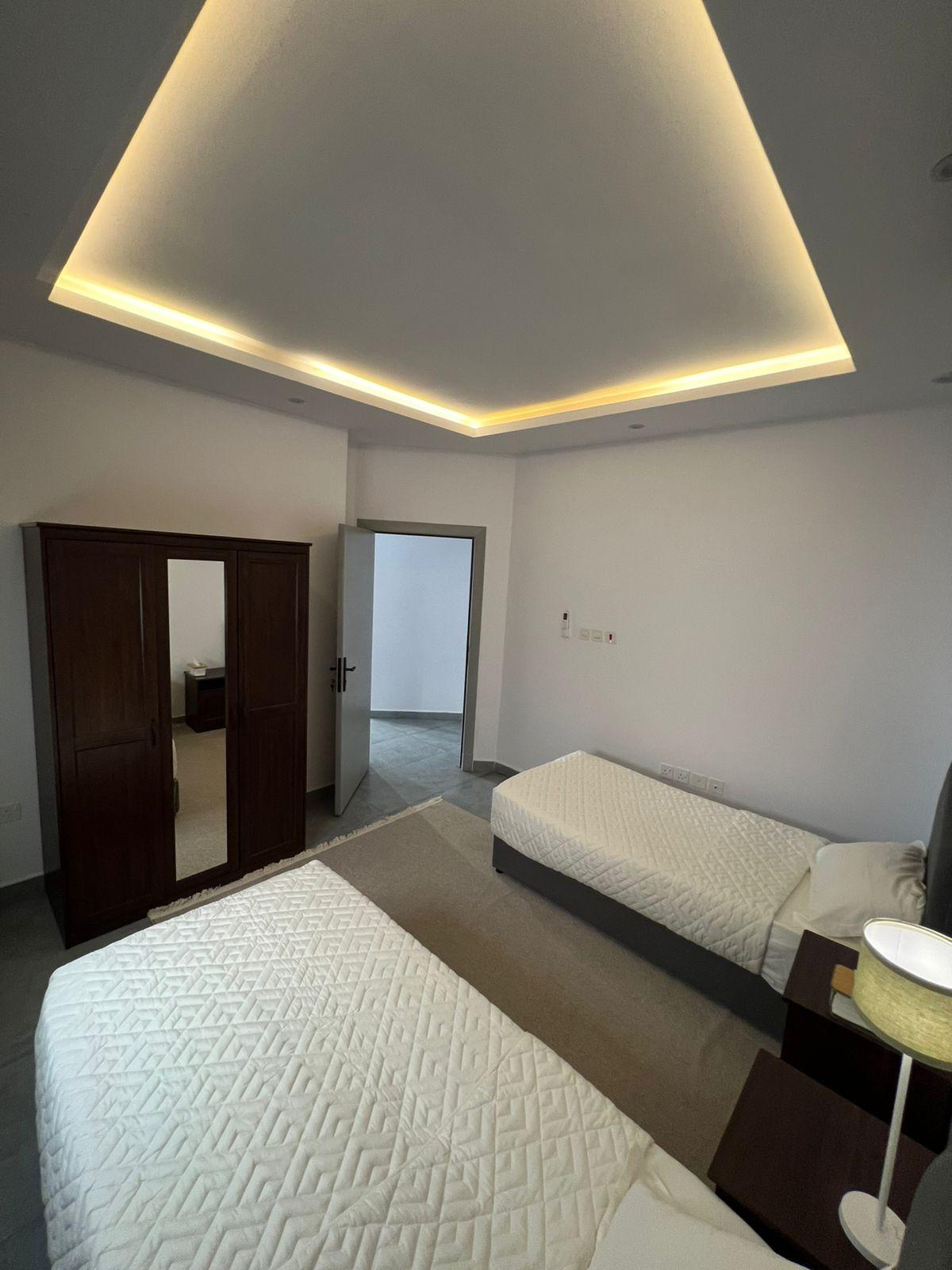 Elegant Apartment with Comfortable and Simple Furniture | 5568 Bedroom