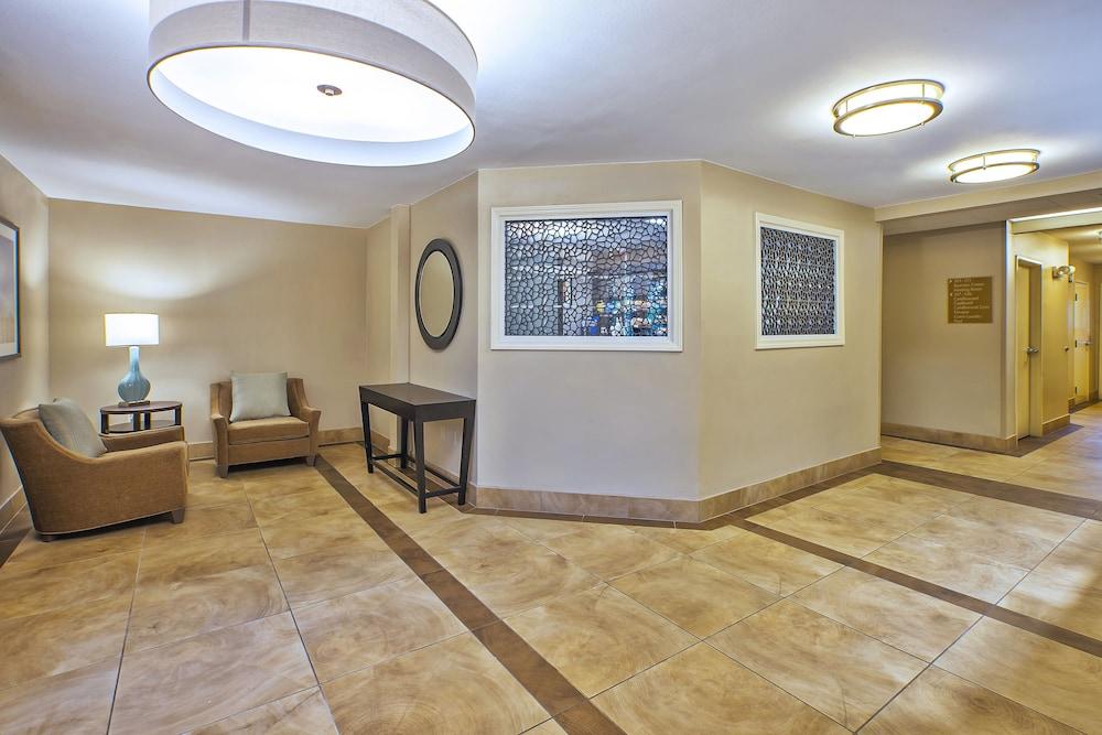 كاندلوود سويتس إنديانابوليس باي آيتش جي المنطقة الخارجية