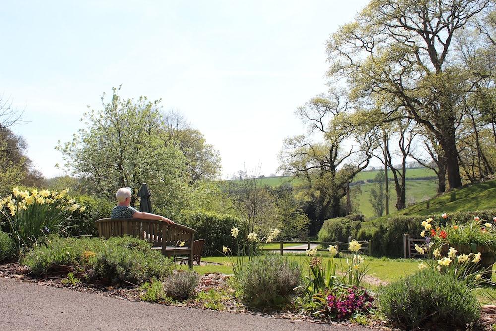 هاولي فارم سيلف كيترينج هوليداي أكوموديشن المنطقة الخارجية