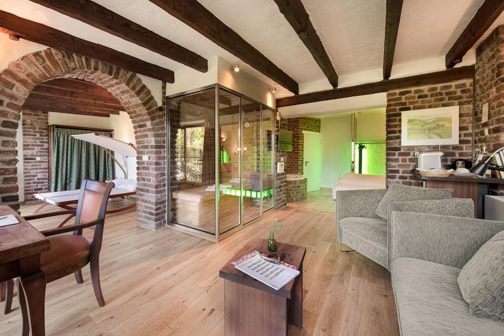 هوتل لاند جوت هوهني المنطقة الخارجية