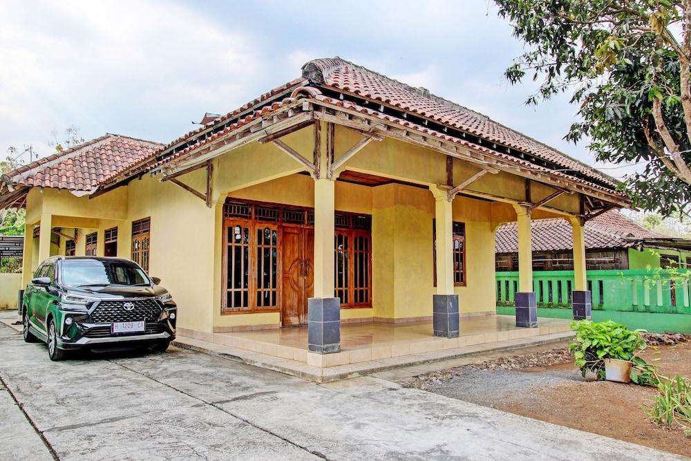 سبوت أون 93199 بوندا فاميلي هوم ستاي شياريا