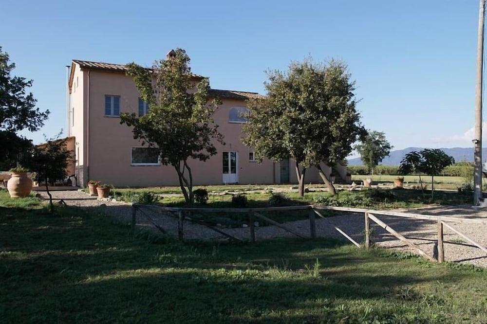 بودير لو سبيغ المنطقة الخارجية